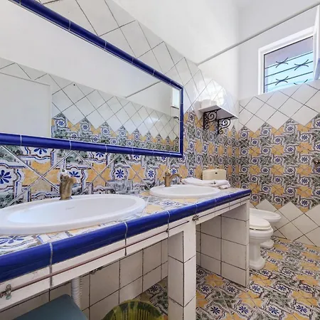 Quadara Apartment Lingua