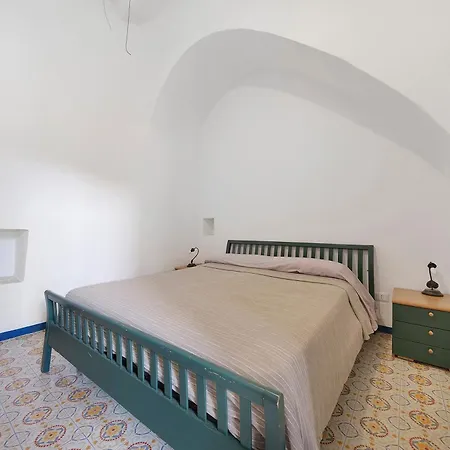 Quadara Apartmán Lingua